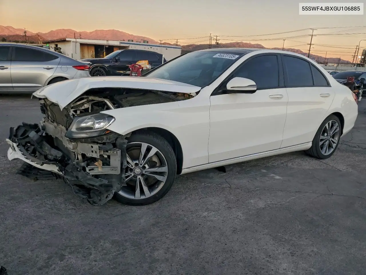55SWF4JBXGU106885 2016 Mercedes-Benz C 300