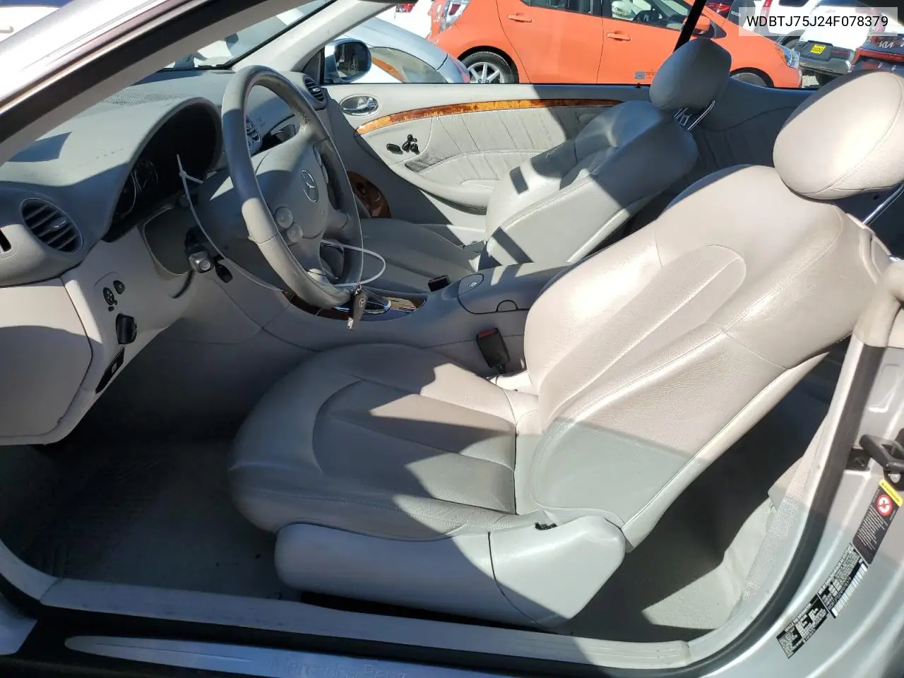 WDBTJ75J24F078379 2004 Mercedes-Benz Clk 500