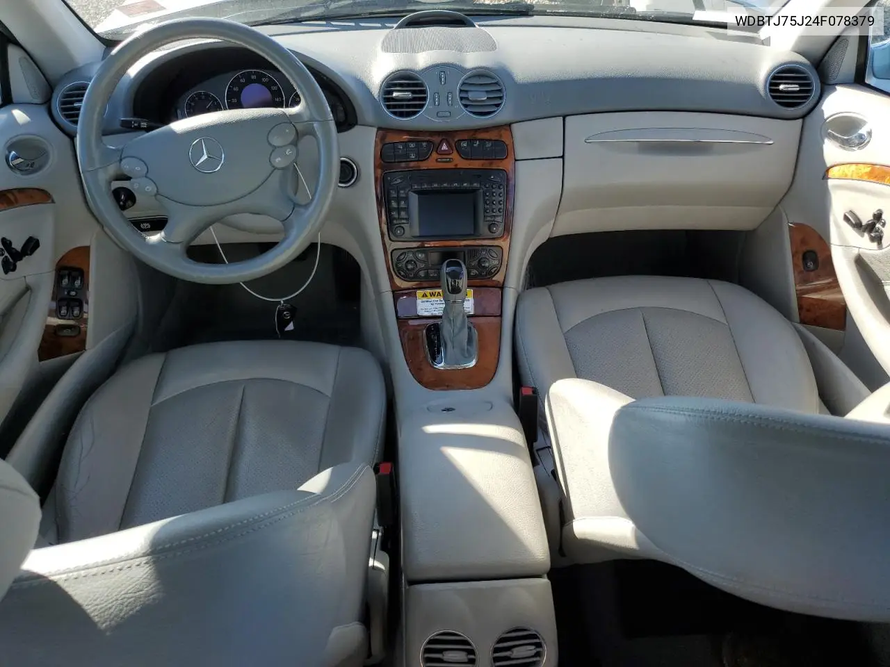 WDBTJ75J24F078379 2004 Mercedes-Benz Clk 500