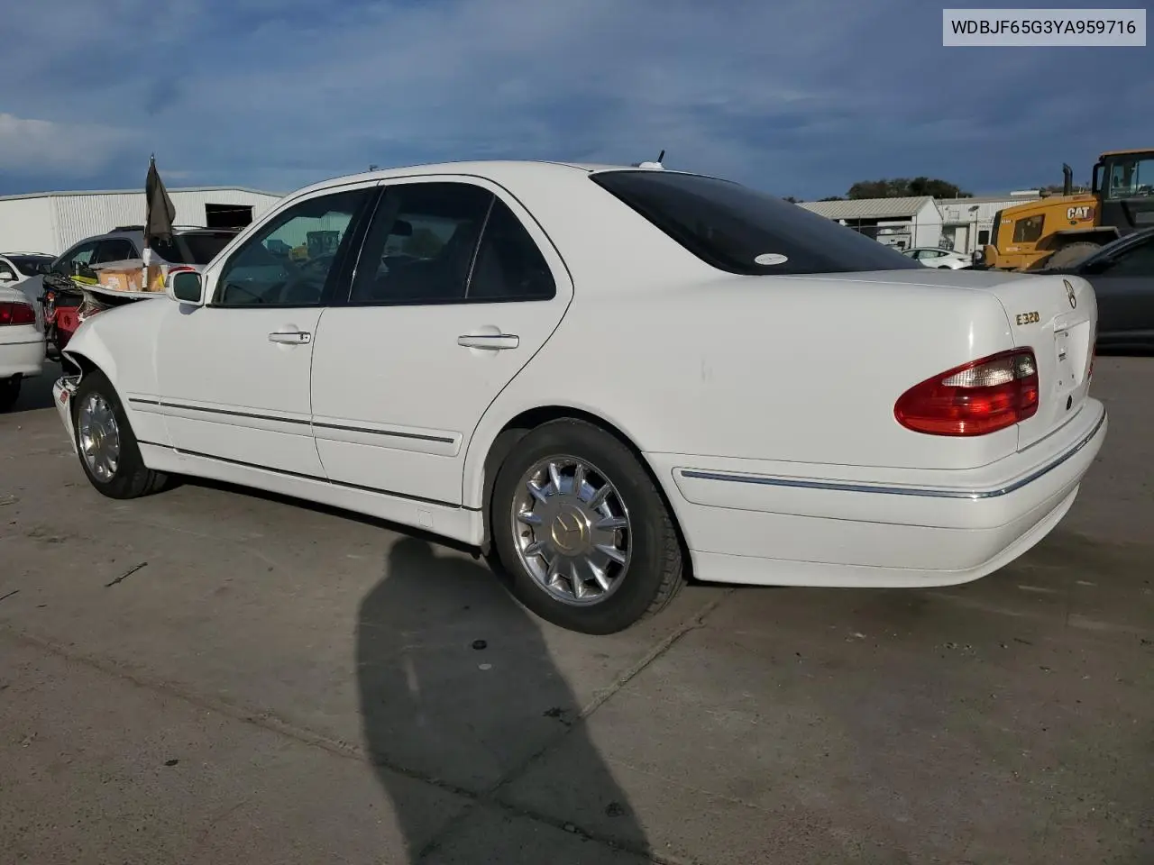 WDBJF65G3YA959716 2000 Mercedes-Benz E 320