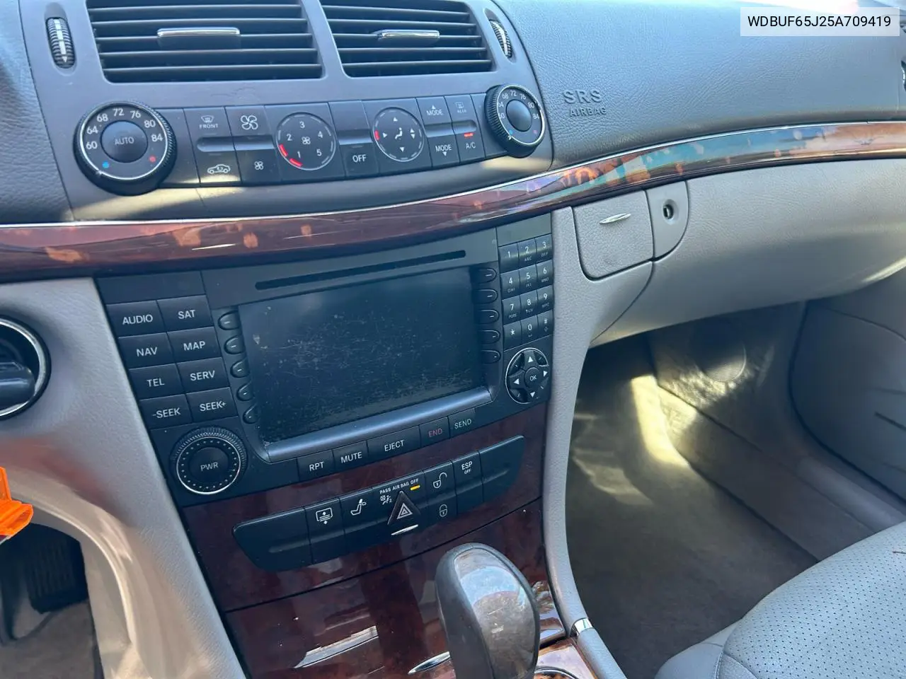 WDBUF65J25A709419 2005 Mercedes-Benz E 320