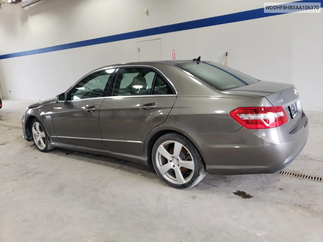 WDDHF8HB3AA106370 2010 Mercedes-Benz E 350 4Matic