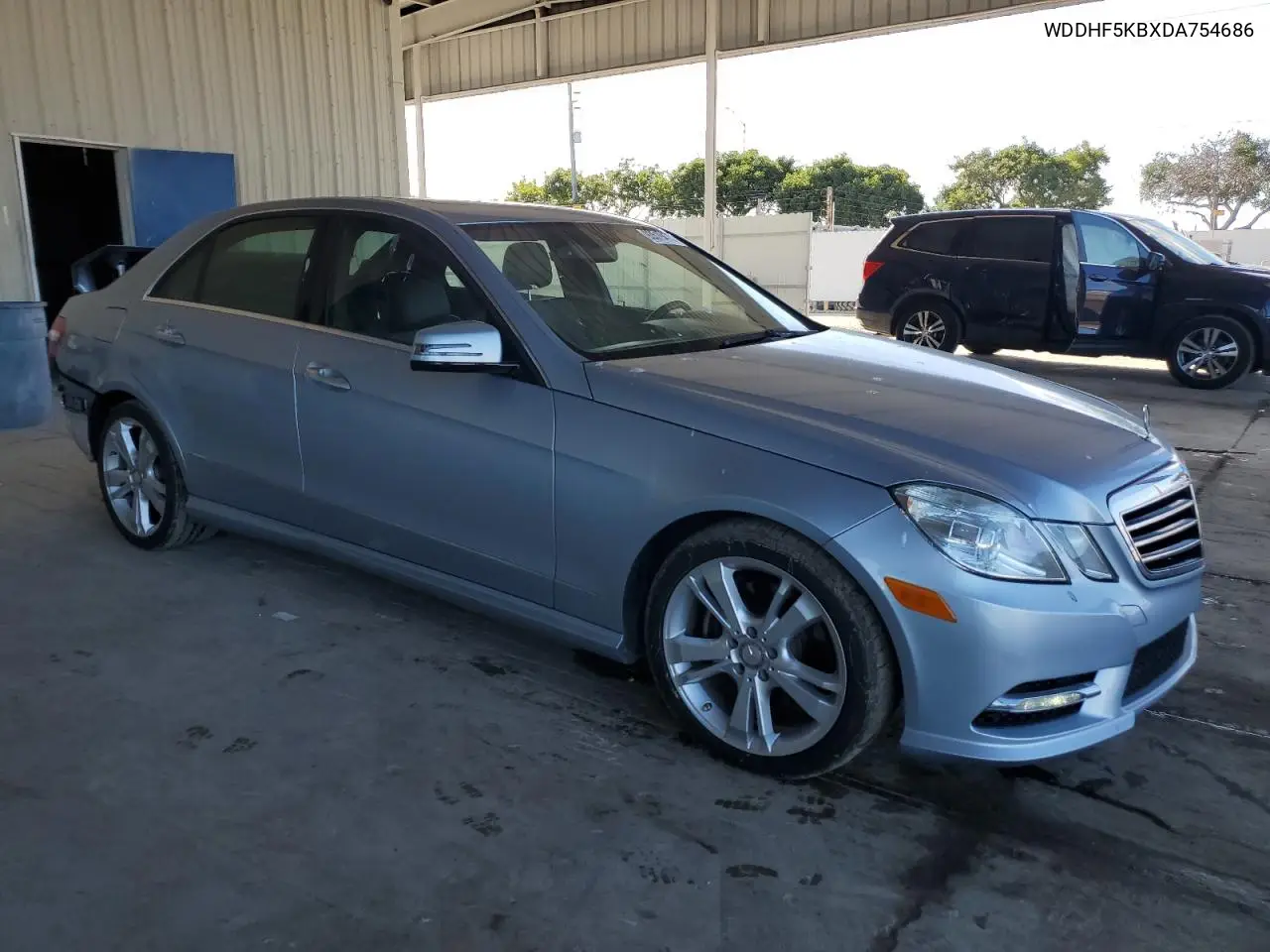 WDDHF5KBXDA754686 2013 Mercedes-Benz E 350