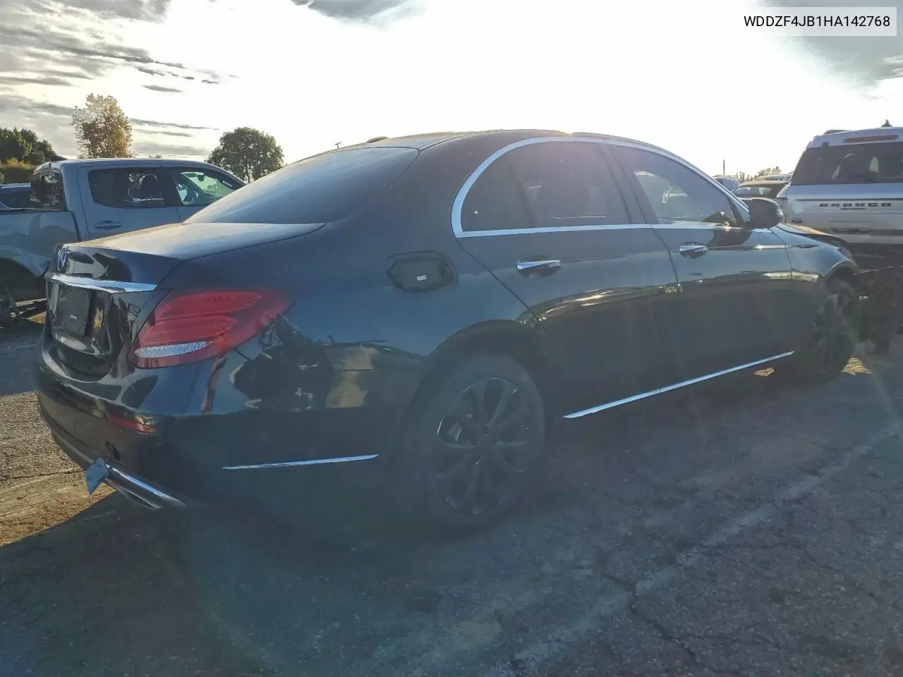 WDDZF4JB1HA142768 2017 Mercedes-Benz E 300