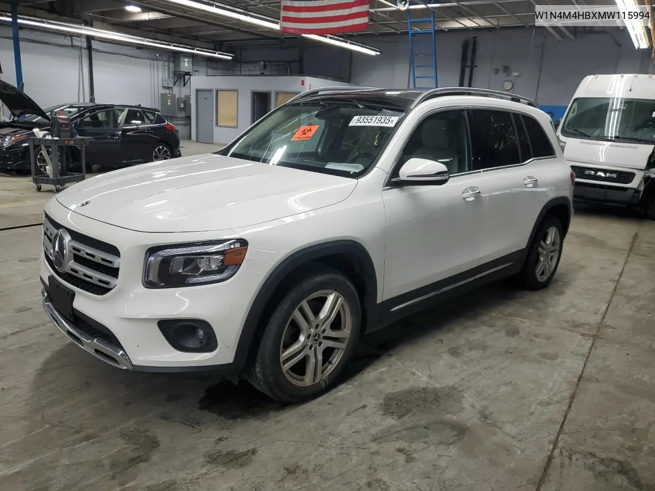 W1N4M4HBXMW115994 2021 Mercedes-Benz Glb 250 4Matic