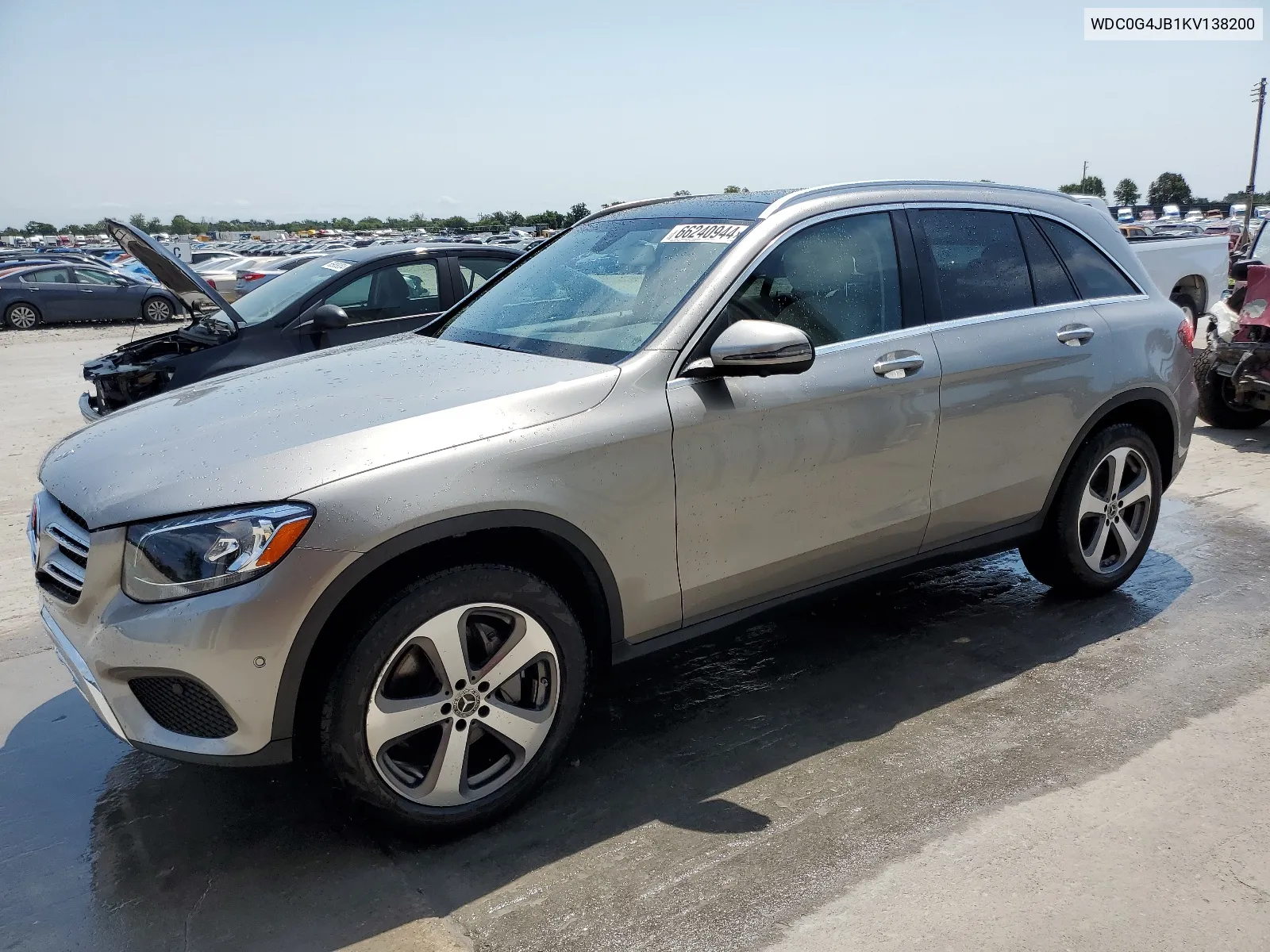 WDC0G4JB1KV138200 2019 Mercedes-Benz Glc 300