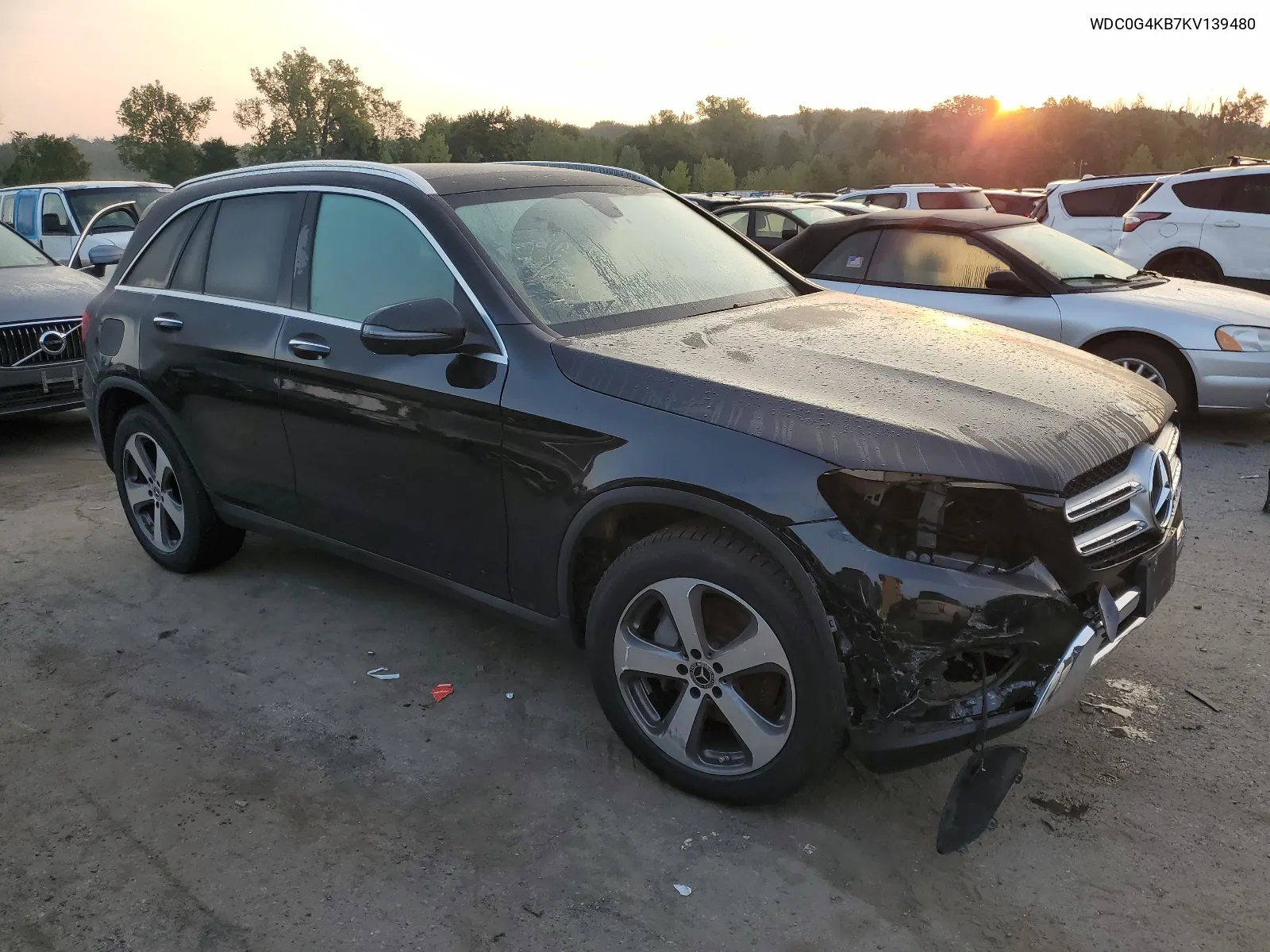 WDC0G4KB7KV139480 2019 Mercedes-Benz Glc 300 4Matic