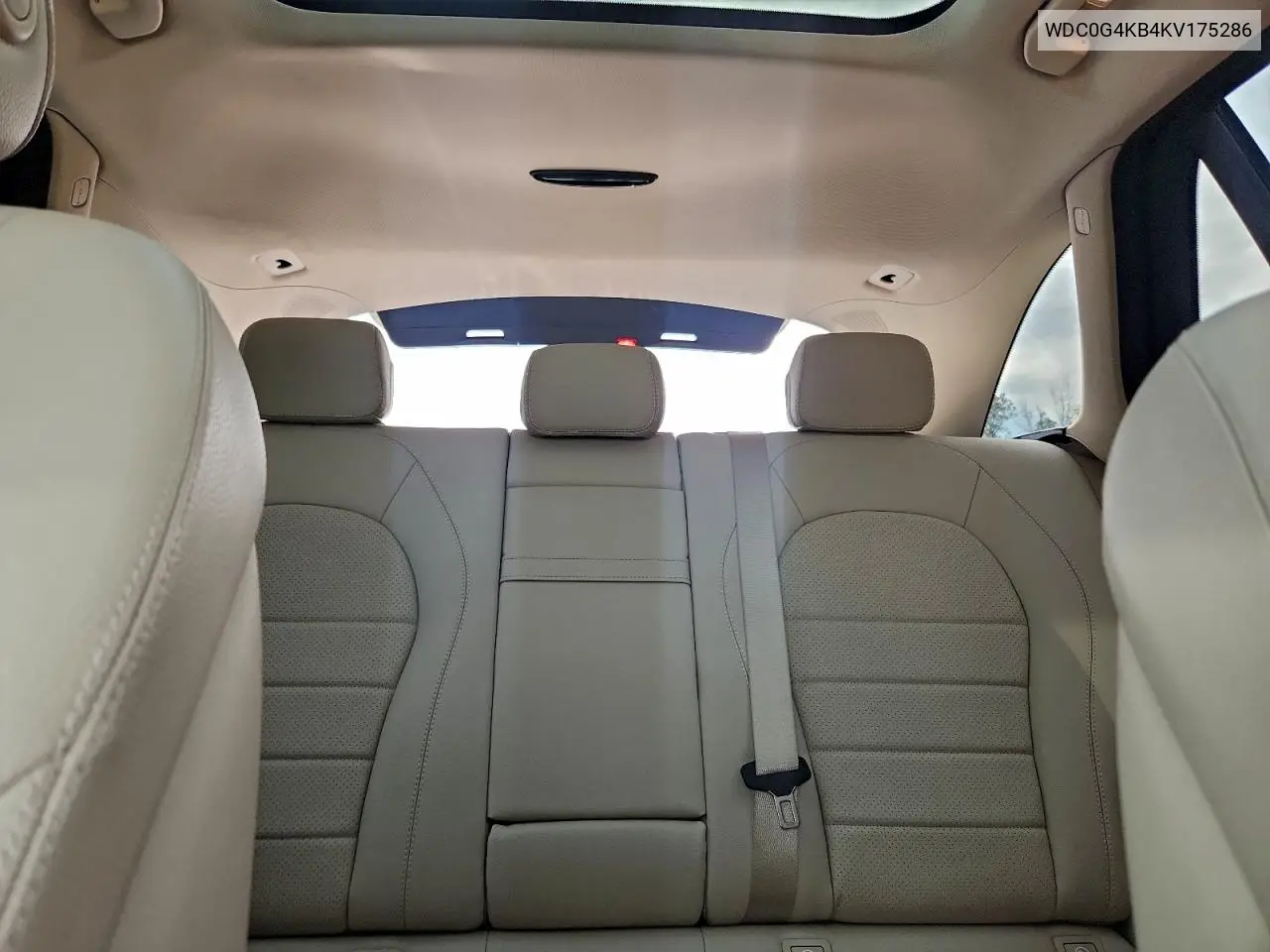 WDC0G4KB4KV175286 2019 Mercedes-Benz Glc 300 4Matic