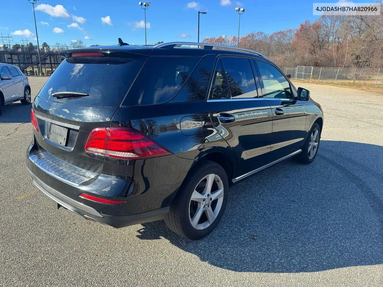 4JGDA5HB7HA820966 2017 Mercedes-Benz Gle 350 4Matic