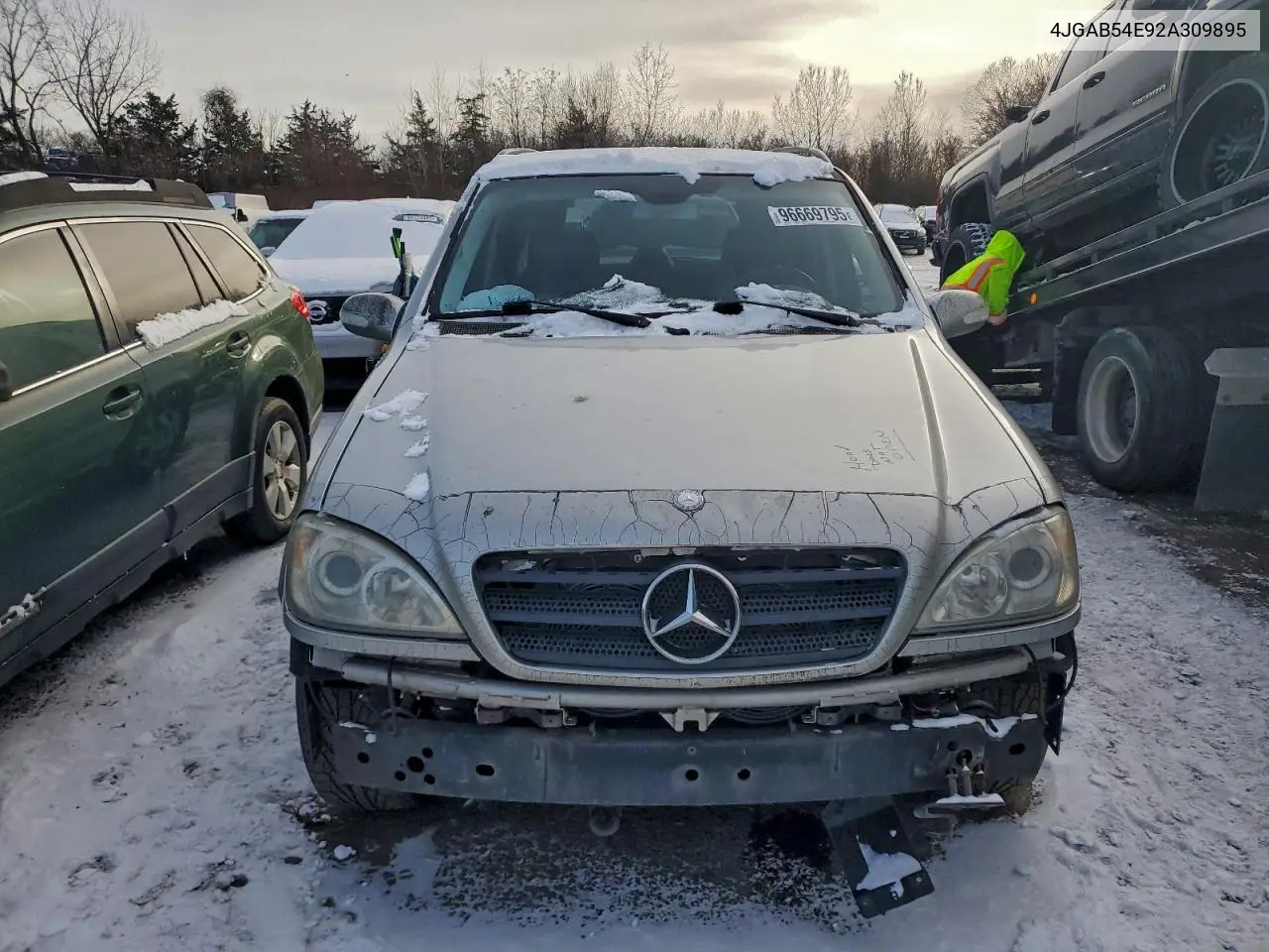 4JGAB54E92A309895 2002 Mercedes-Benz Ml 320