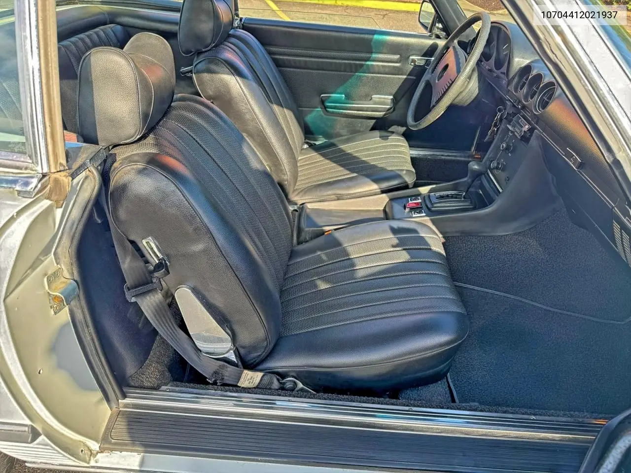 10704412021937 1975 Mercedes Benz 450 Sl