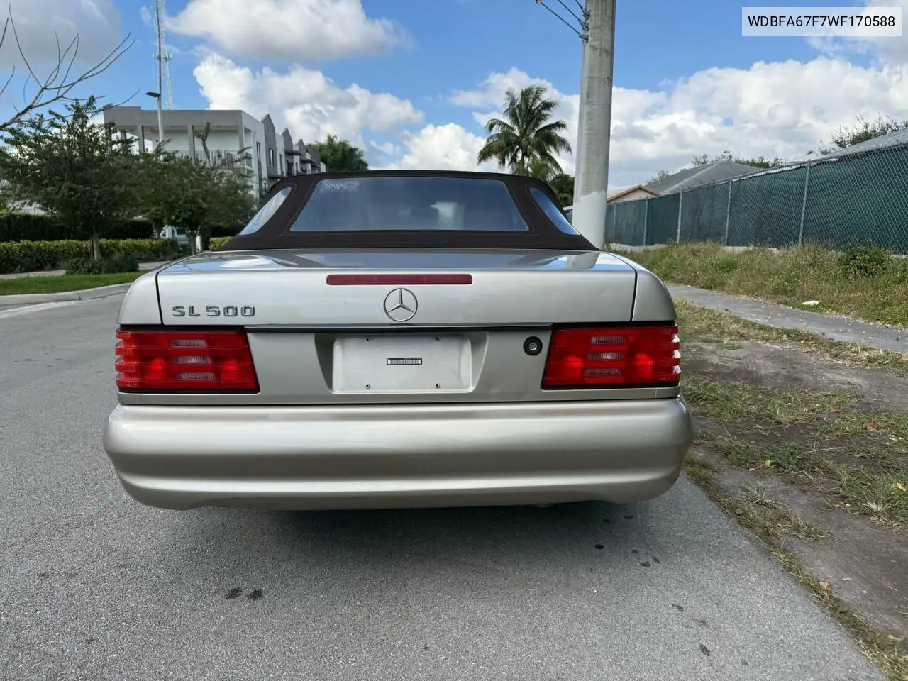 WDBFA67F7WF170588 1998 Mercedes-Benz Sl 500