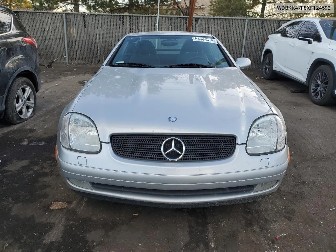 1999 Mercedes-Benz Slk 230 Kompressor VIN: WDBKK47F8XF124592 Lot: 84304074