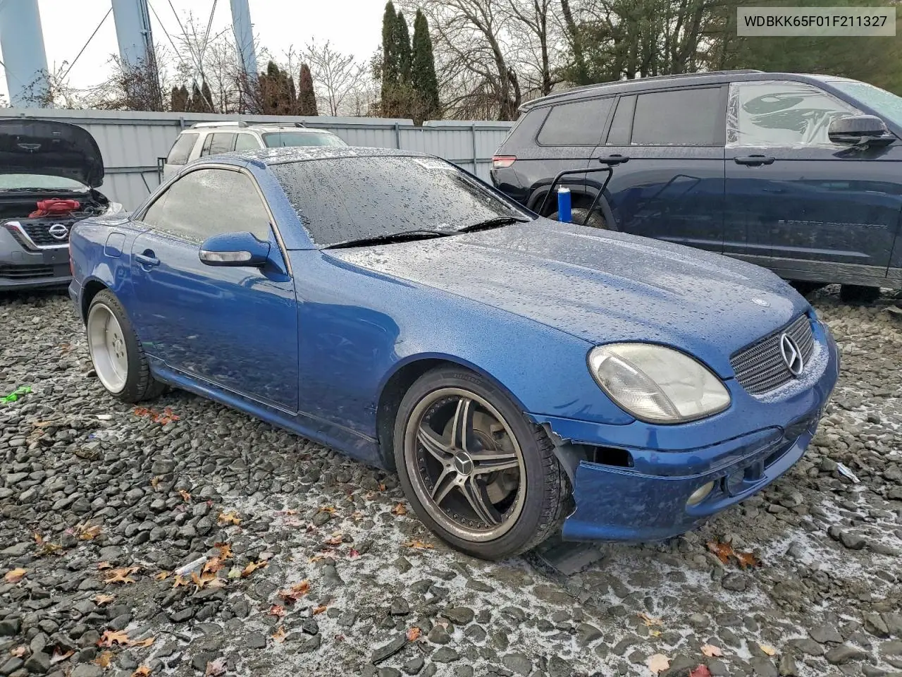 WDBKK65F01F211327 2001 Mercedes-Benz Slk 320