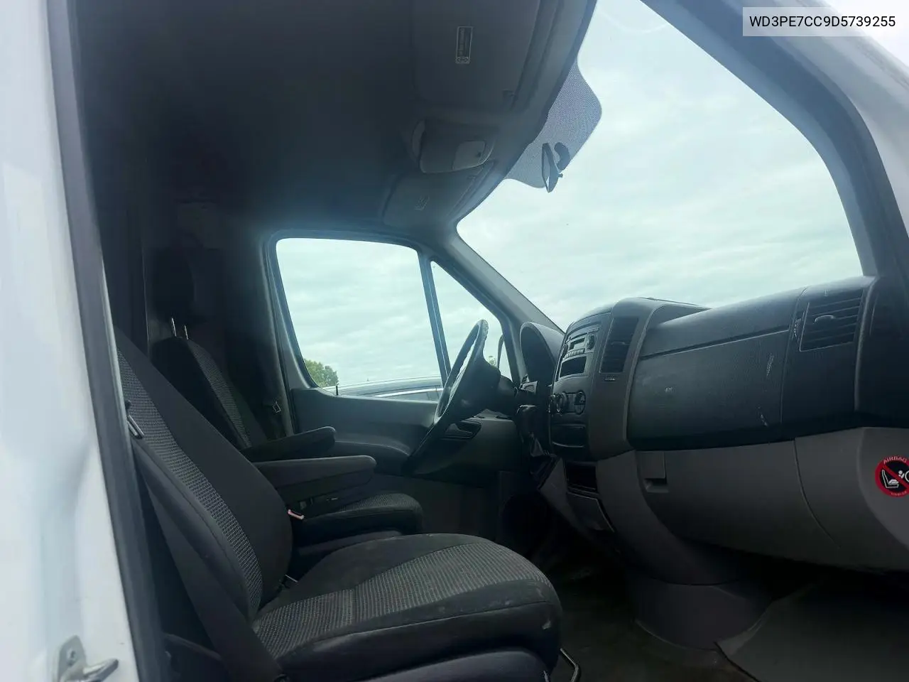 WD3PE7CC9D5739255 2013 Mercedes-Benz Sprinter 2500