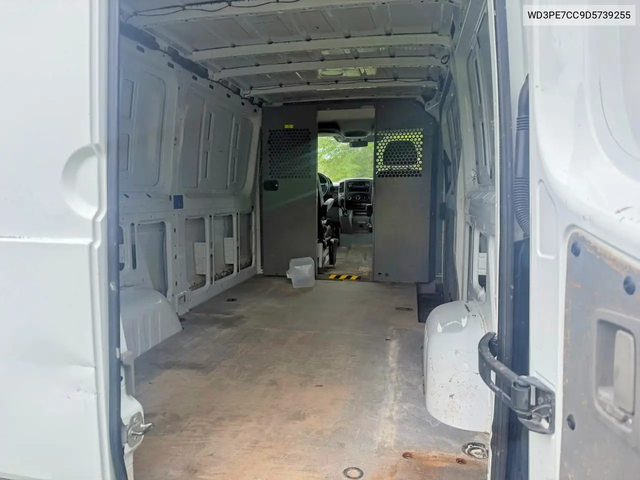 WD3PE7CC9D5739255 2013 Mercedes-Benz Sprinter 2500