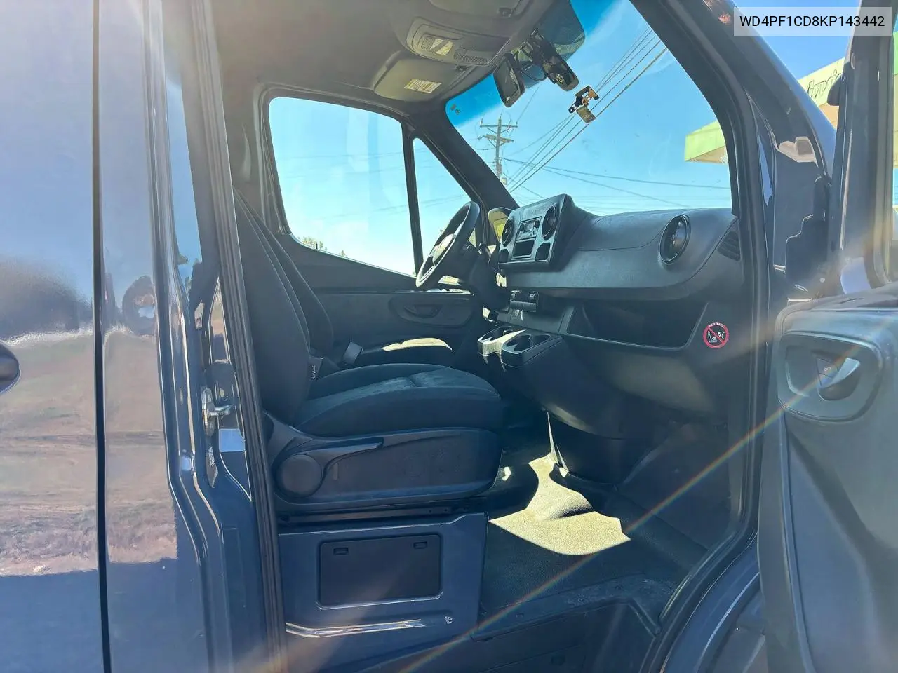 WD4PF1CD8KP143442 2019 Mercedes-Benz Sprinter 2500