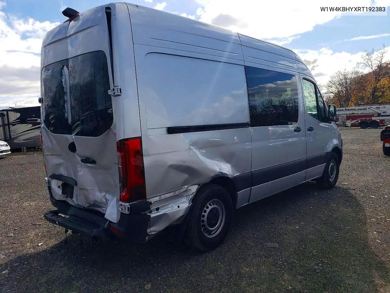 W1W4KBHYXRT192383 2024 Mercedes-Benz Sprinter 2500