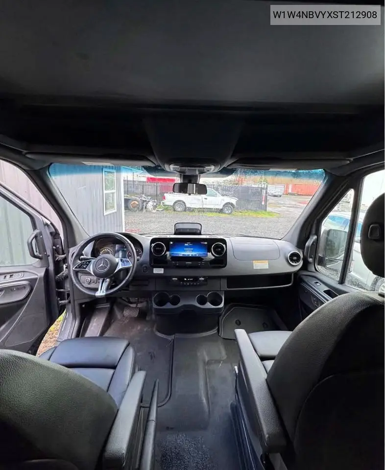 W1W4NBVYXST212908 2025 Mercedes-Benz Sprinter 2500