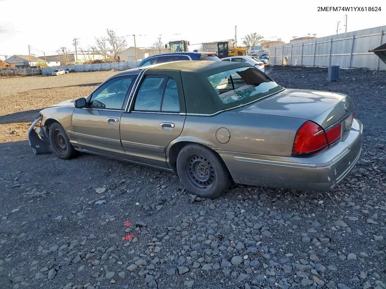 2MEFM74W1YX618624 2000 Mercury Grand Marquis Gs