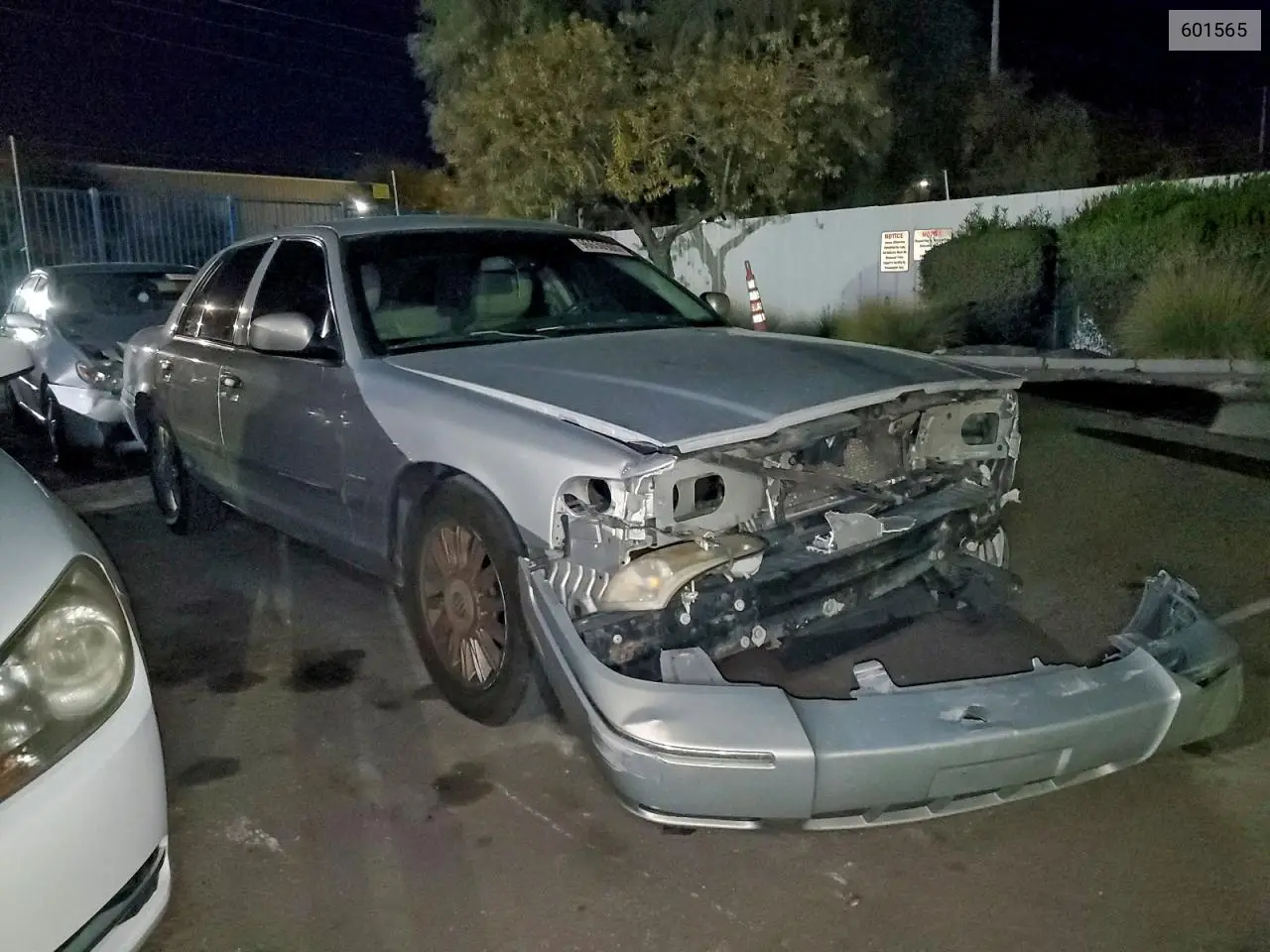 601565 2011 Mercury Grand Marq