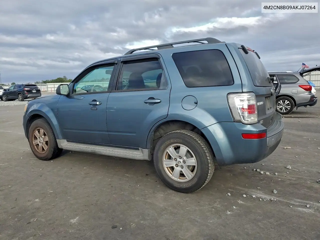 4M2CN8BG9AKJ07264 2010 Mercury Mariner