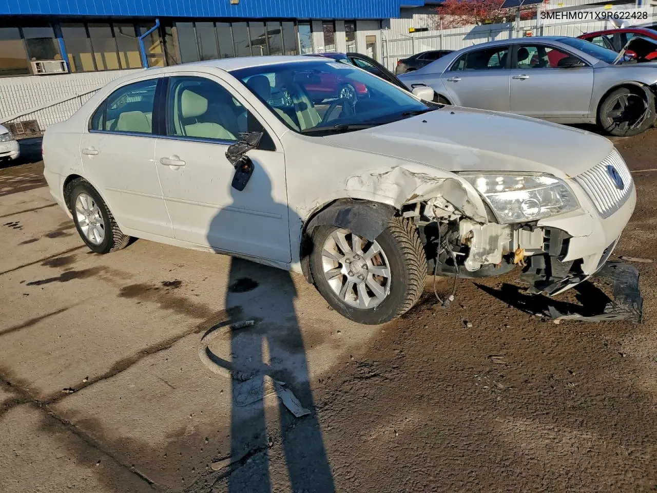 2009 Mercury Milan VIN: 3MEHM071X9R622428 Lot: 97320405