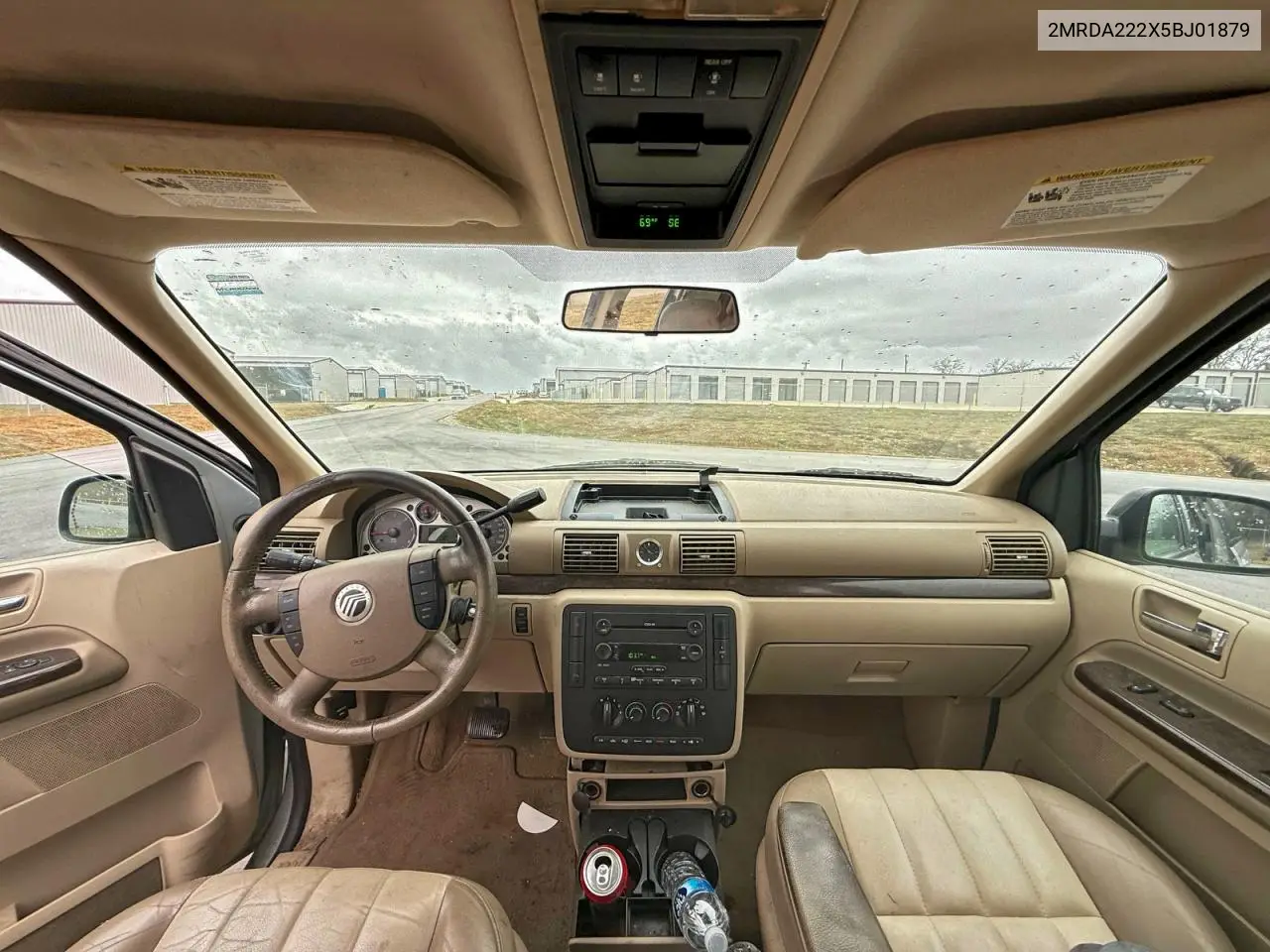 2MRDA222X5BJ01879 2005 Mercury Monterey Luxury