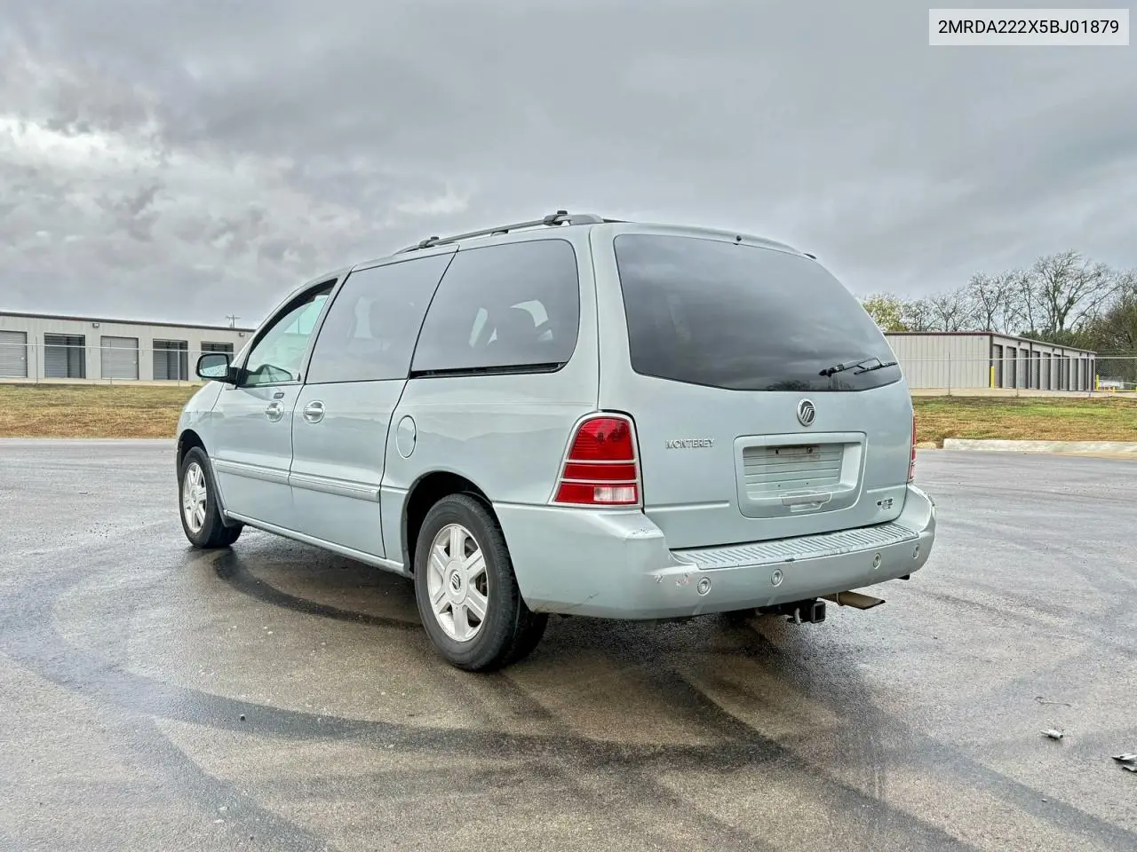 2MRDA222X5BJ01879 2005 Mercury Monterey Luxury