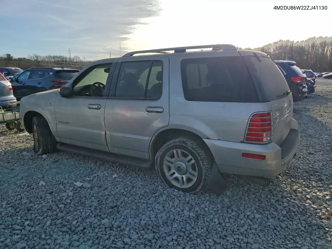 4M2DU86W22ZJ41130 2002 Mercury Mountaineer