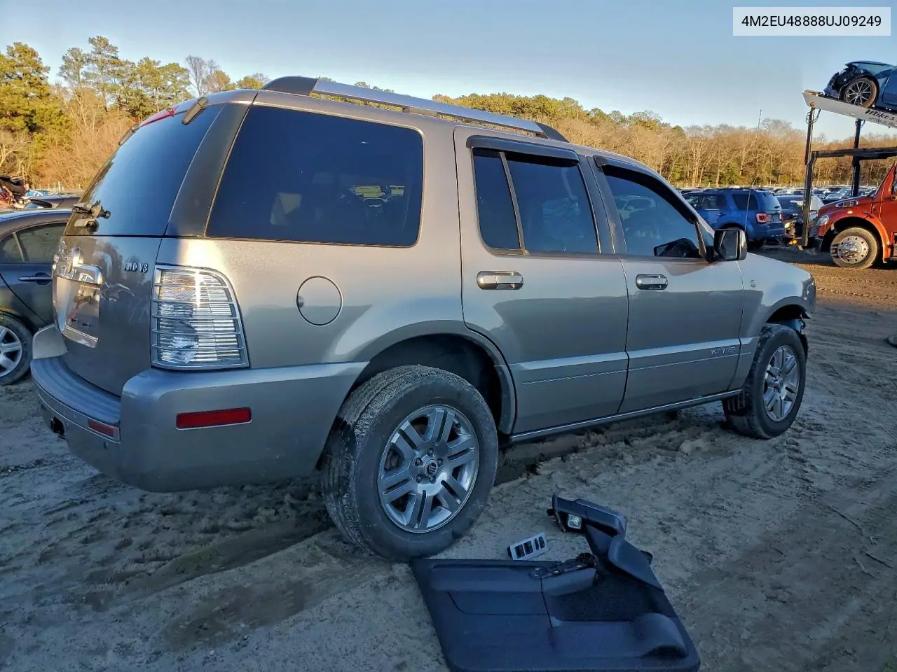 4M2EU48888UJ09249 2008 Mercury Mountaineer Premier