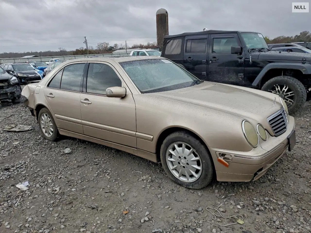WDBJF65J4YB111091 2000 Mercedes-Benz E 320