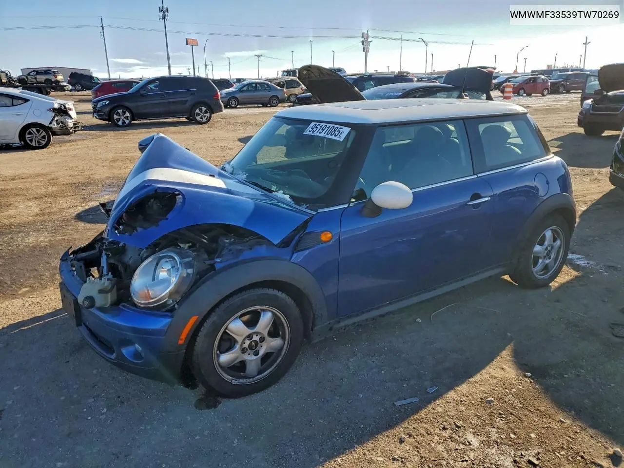 WMWMF33539TW70269 2009 Mini Cooper