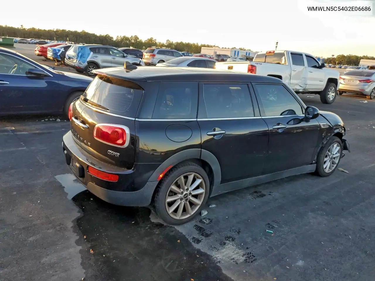 WMWLN5C54G2E06686 2016 Mini Cooper Clubman