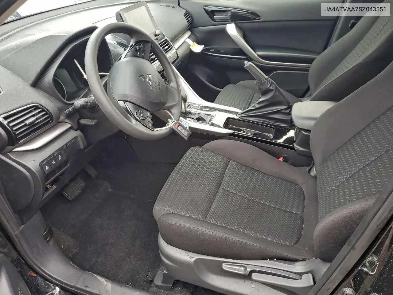 JA4ATVAA7SZ043551 2025 Mitsubishi Eclipse Cross Le