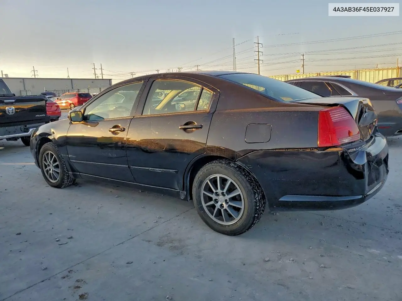 4A3AB36F45E037927 2005 Mitsubishi Galant Es Medium