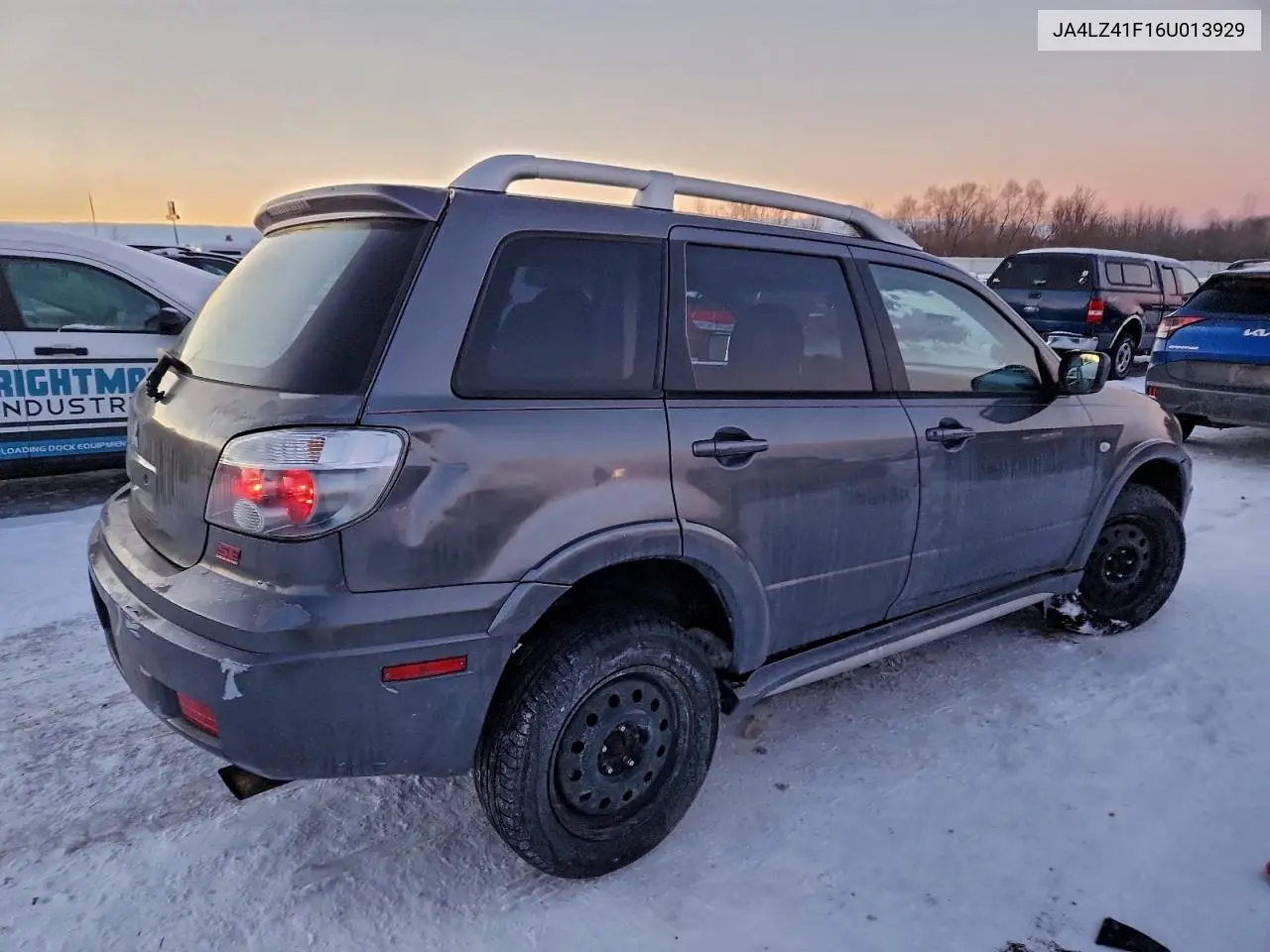 JA4LZ41F16U013929 2006 Mitsubishi Outlander Se