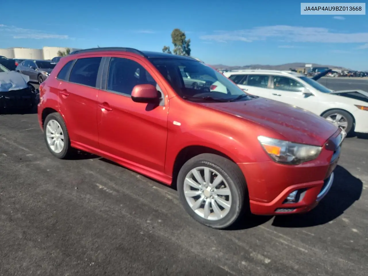 JA4AP4AU9BZ013668 2011 Mitsubishi Outlander Sport Se