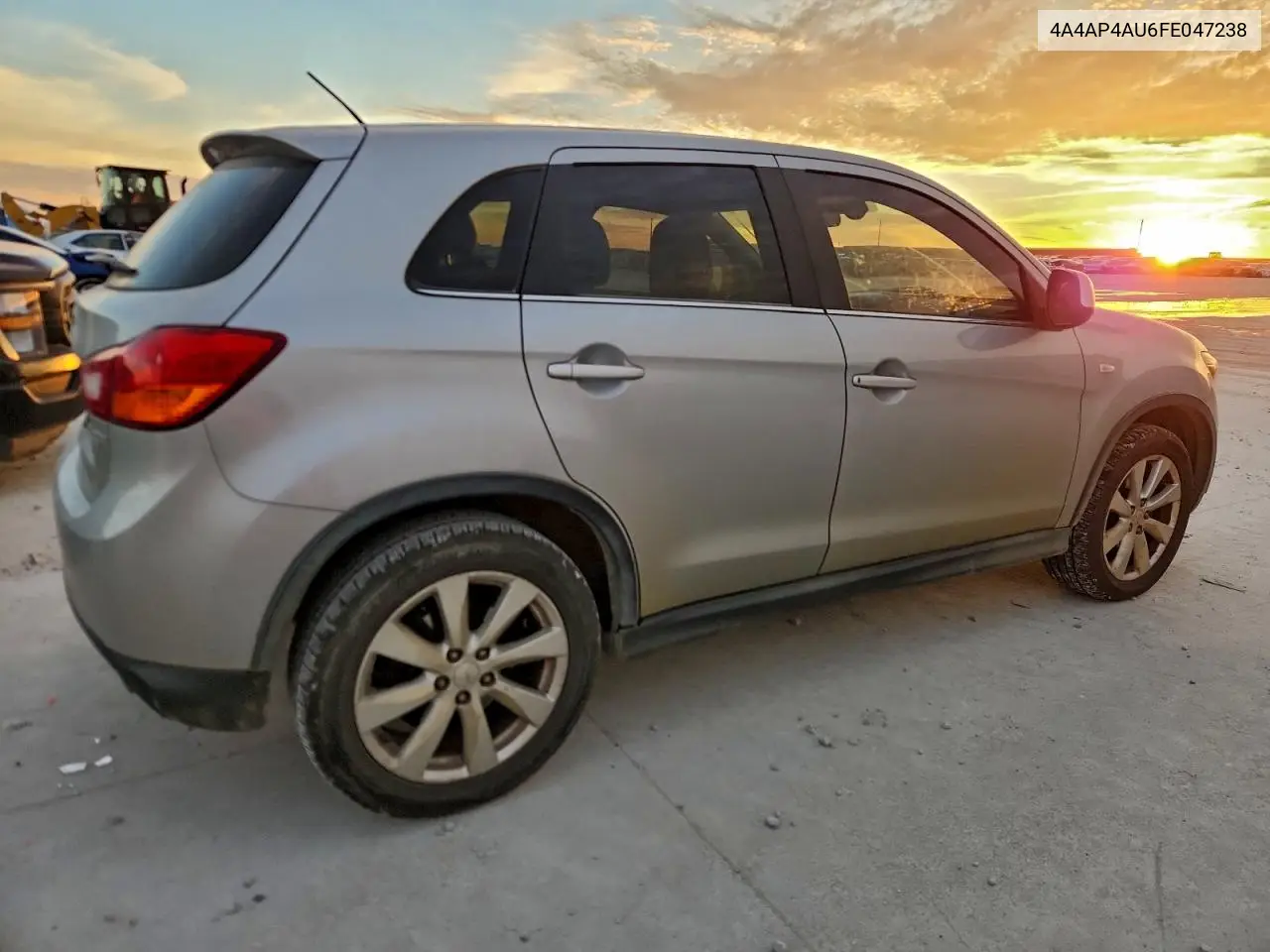 4A4AP4AU6FE047238 2015 Mitsubishi Outlander Sport Se