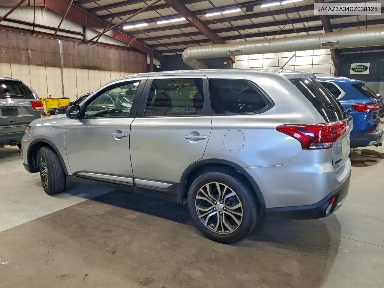 JA4AZ3A34GZ038125 2016 Mitsubishi Outlander Se