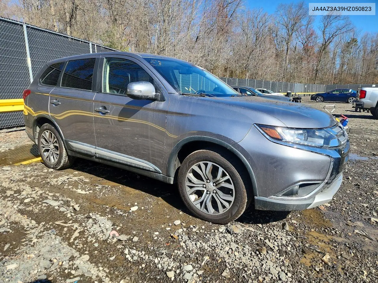 JA4AZ3A39HZ050823 2017 Mitsubishi Outlander Se