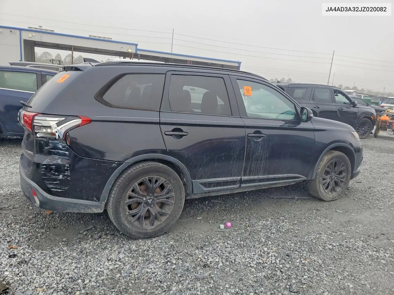 JA4AD3A32JZ020082 2018 Mitsubishi Outlander Se