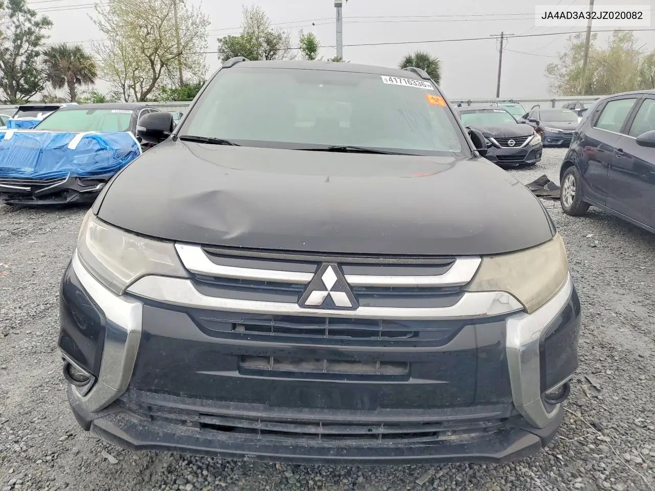 JA4AD3A32JZ020082 2018 Mitsubishi Outlander Se