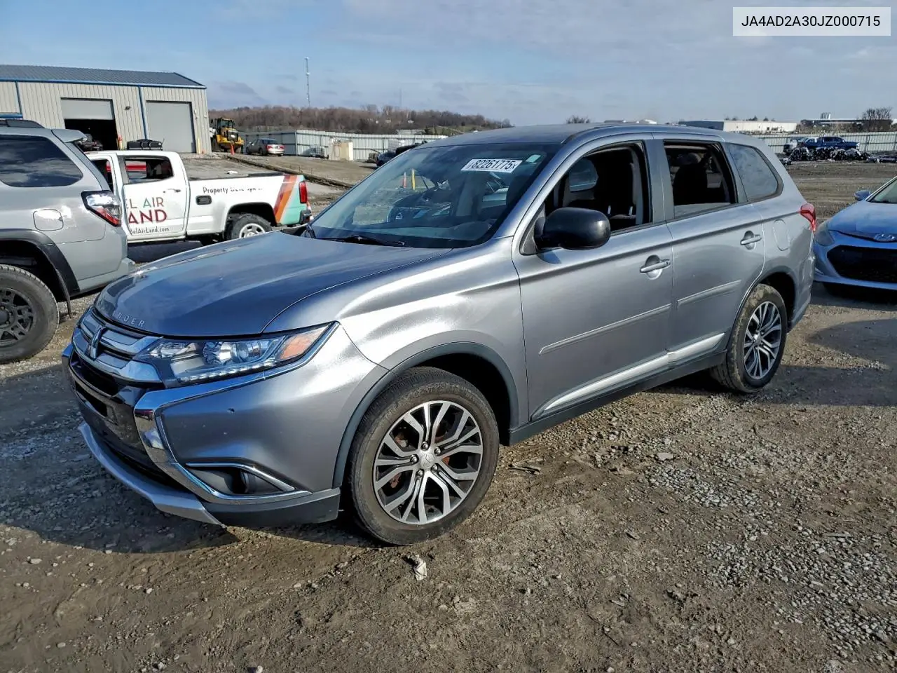 JA4AD2A30JZ000715 2018 Mitsubishi Outlander Es