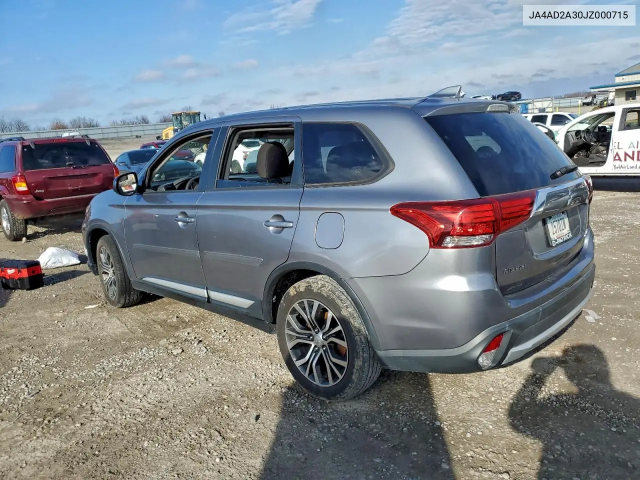 JA4AD2A30JZ000715 2018 Mitsubishi Outlander Es