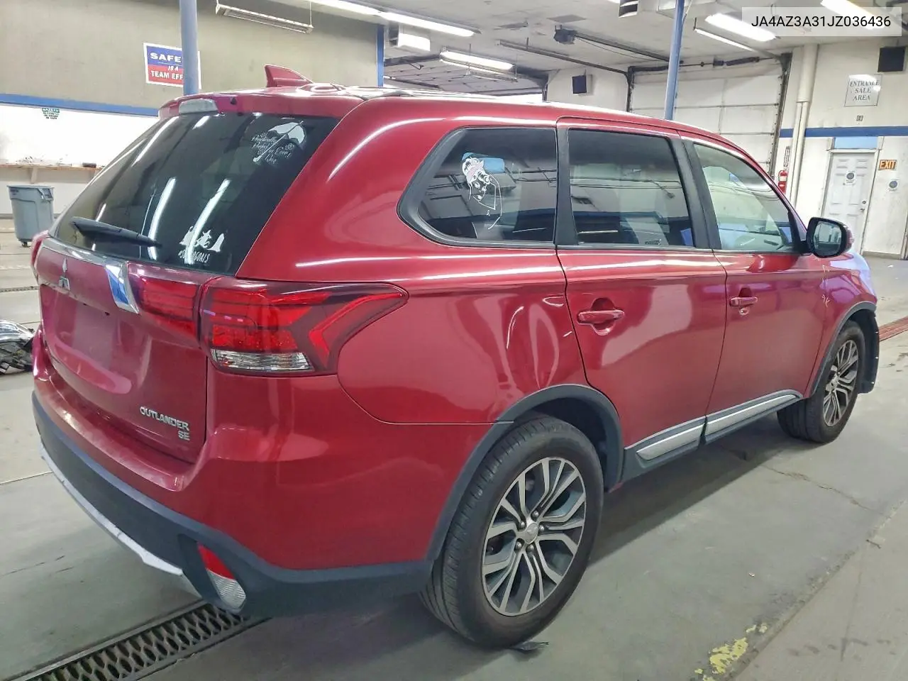 JA4AZ3A31JZ036436 2018 Mitsubishi Outlander Se