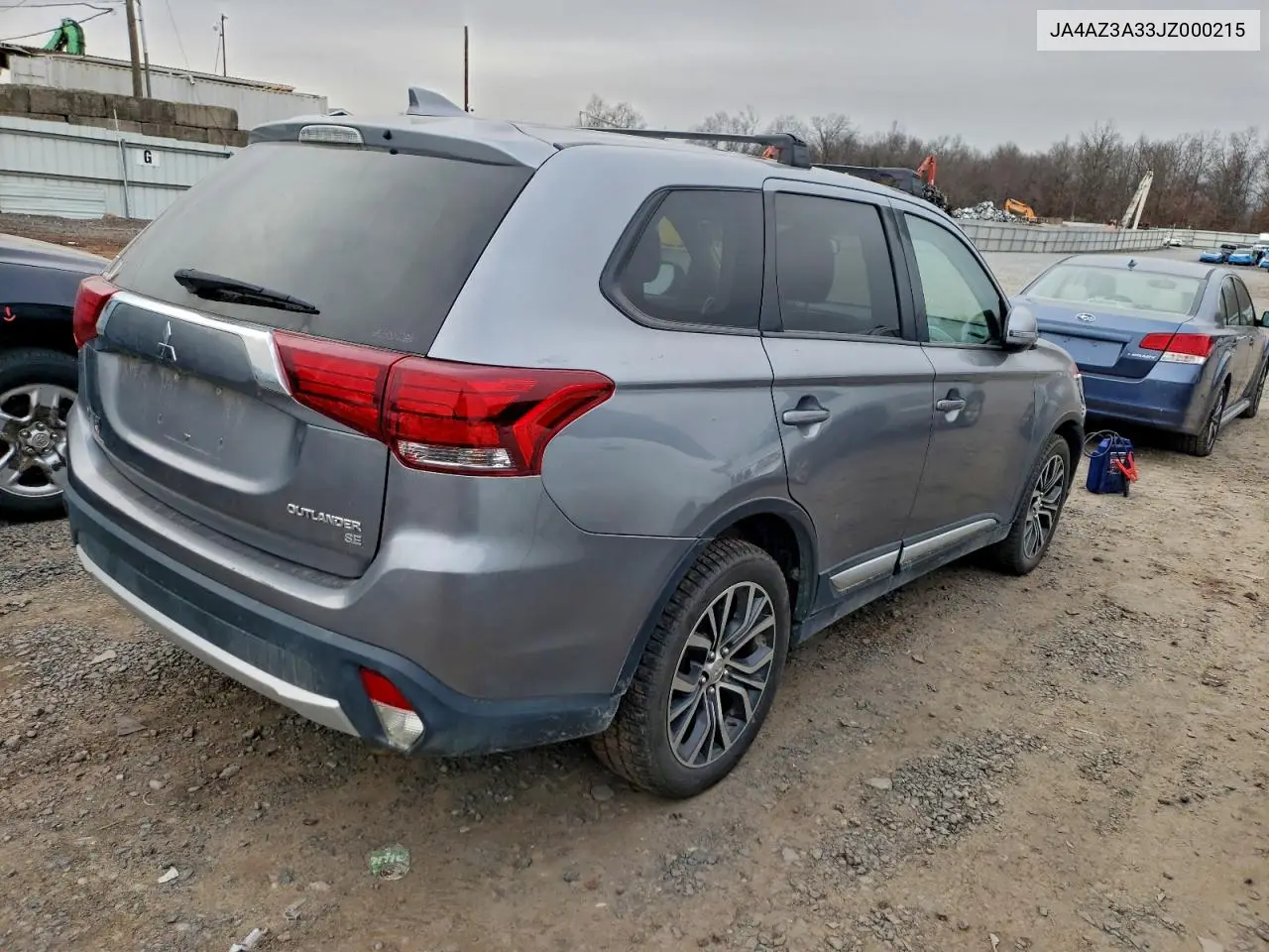 JA4AZ3A33JZ000215 2018 Mitsubishi Outlander Se