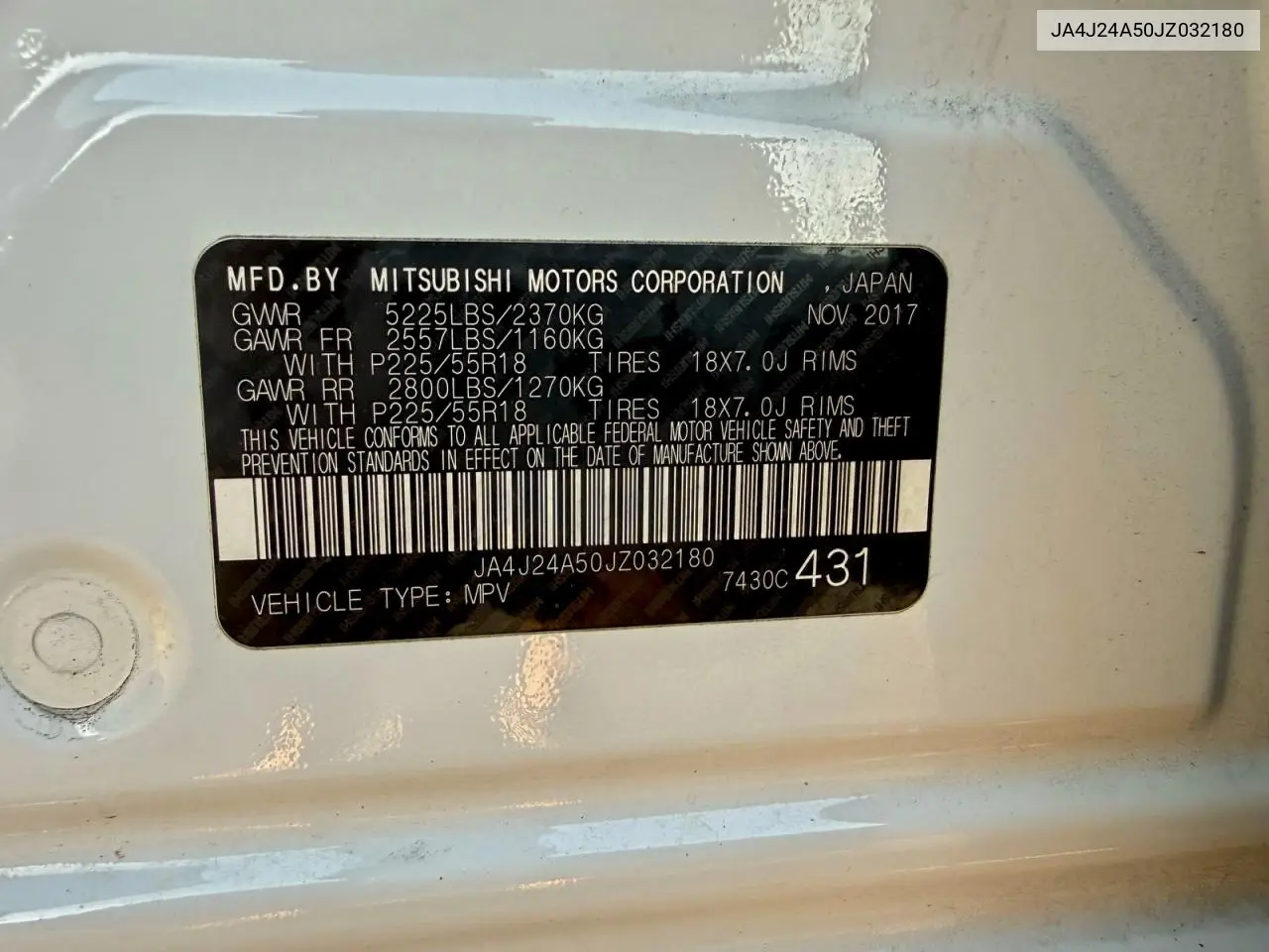 JA4J24A50JZ032180 2018 Mitsubishi Outlander Se
