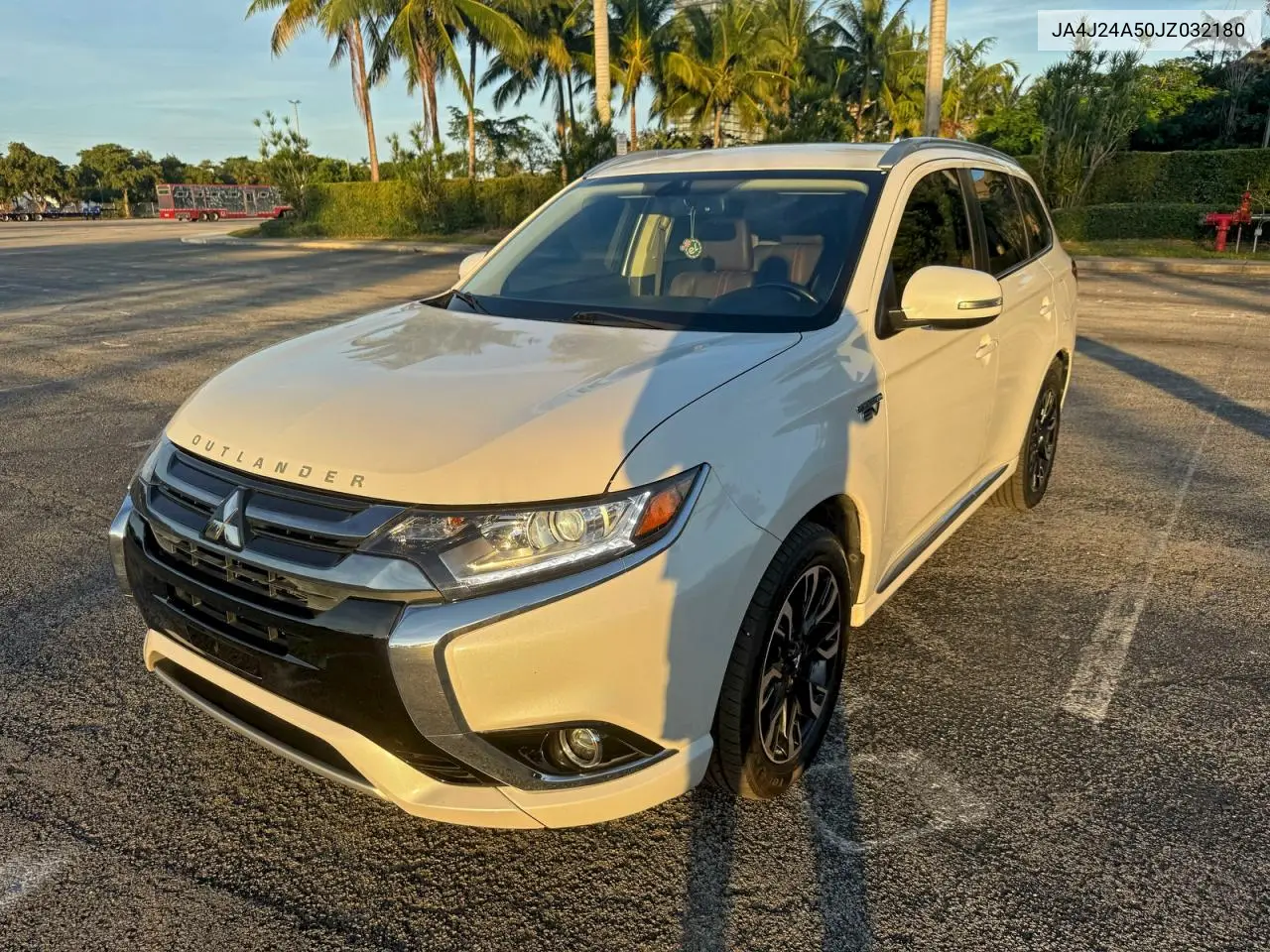 JA4J24A50JZ032180 2018 Mitsubishi Outlander Se