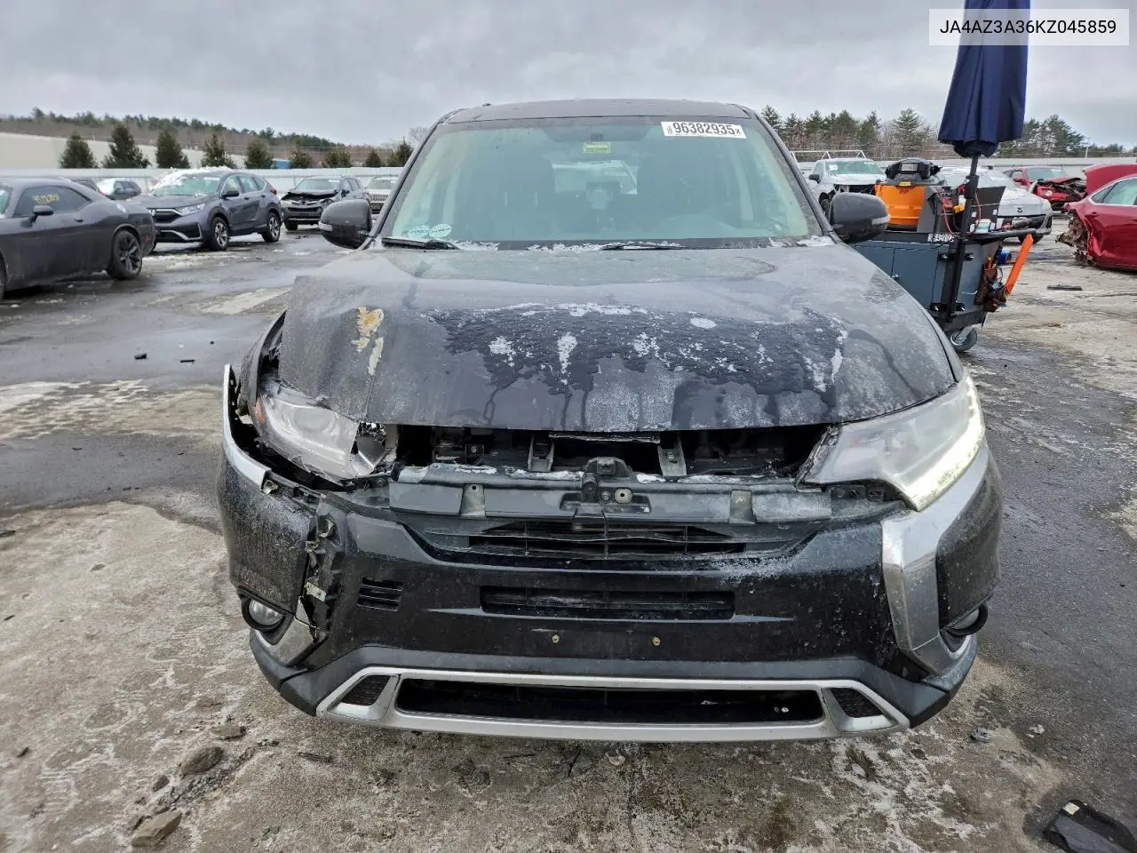 JA4AZ3A36KZ045859 2019 Mitsubishi Outlander Se